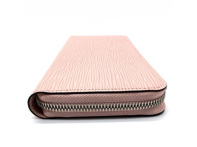 Cartera Zippy Epi Louis Vuitton en Rosa Ballerina - vista 3
