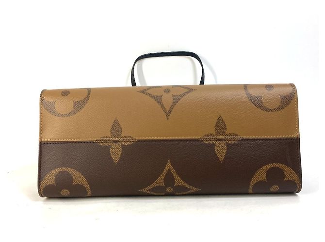 Borsa a Spalla/Tote Bag Louis Vuitton Monogram Giant On the Go MM 2 in 1 Marrone Beige - vista 5