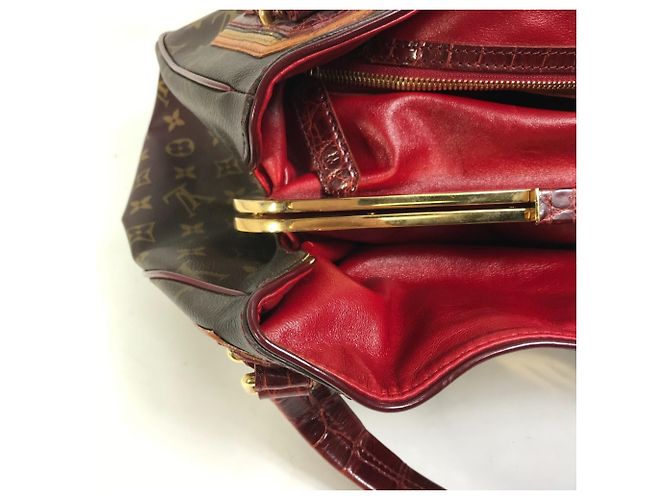 Louis Vuitton Monogram Mirage Boston/Schultertasche mit Greet-Verschluss Braun Rot - Ansicht 14