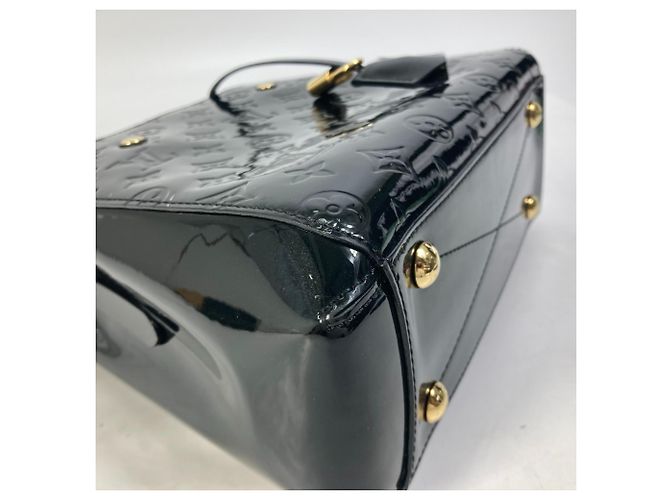 Borsa Montaigne BB in Monogram Vernis di Louis Vuitton Nero - vista 7