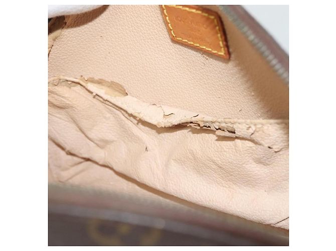 LOUIS VUITTON Pochette Cosmetica Demi Ronde Monogram M47520 LV Auth 136089 Monogramma - vista 11