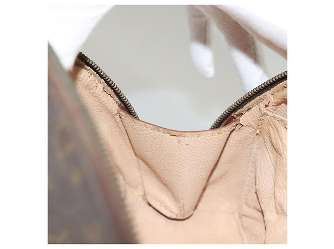 LOUIS VUITTON Pochette Cosmetica Demi Ronde Monogram M47520 LV Auth 136089 Monogramma - vista 18