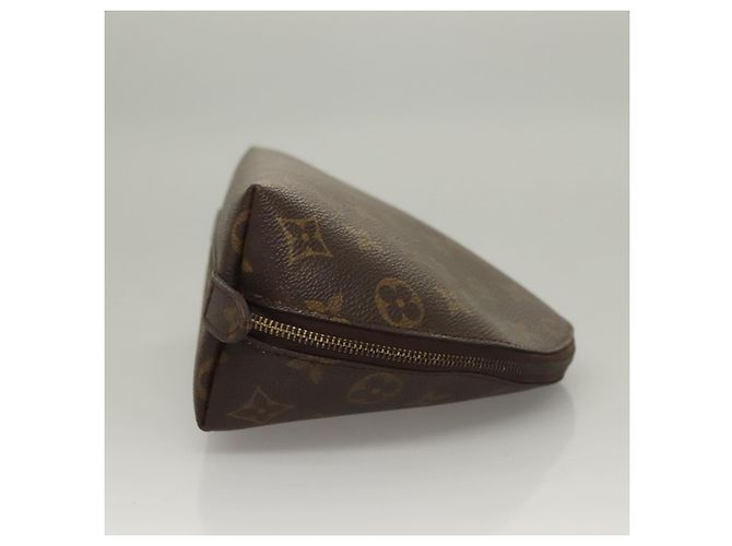 LOUIS VUITTON Pochette Cosmetica Demi Ronde Monogram M47520 LV Auth 136089 Monogramma - vista 3