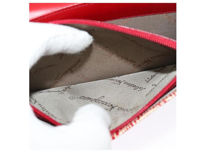 Portafoglio a spalla Salvatore Ferragamo Pelle Rossa Oro Auth sw1278 Rosso D'oro - vista 11