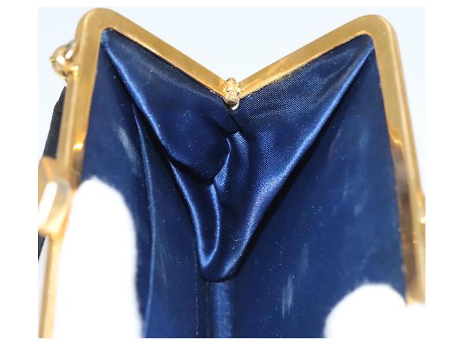 Borsa a mano FENDI in nylon rosso e oro Auth 135610 D'oro - vista 18