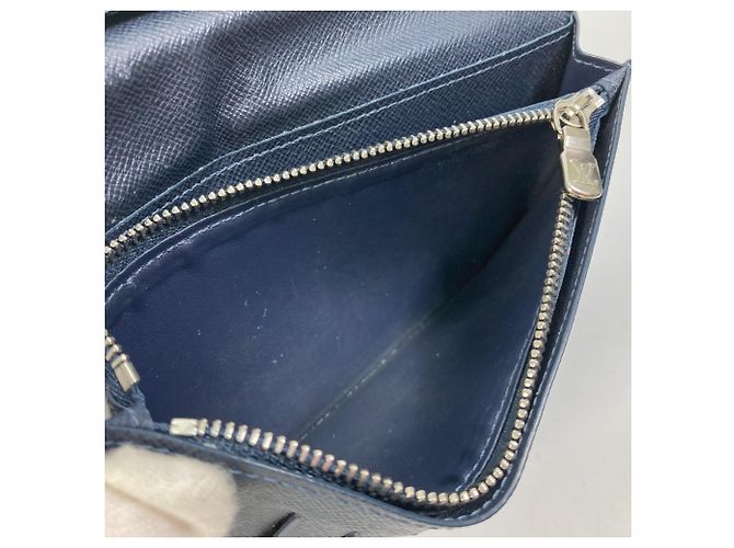 Cartera Bifold Larga Brazza NM en Taiga V de Louis Vuitton Azul Azul marino - vista 13
