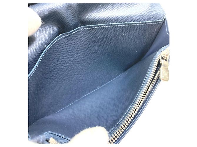 Cartera Bifold Larga Brazza NM en Taiga V de Louis Vuitton Azul Azul marino - vista 14