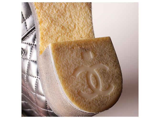 Increíbles Botas Turnlock de Chanel CC con múltiples hebillas Negro - vista 13