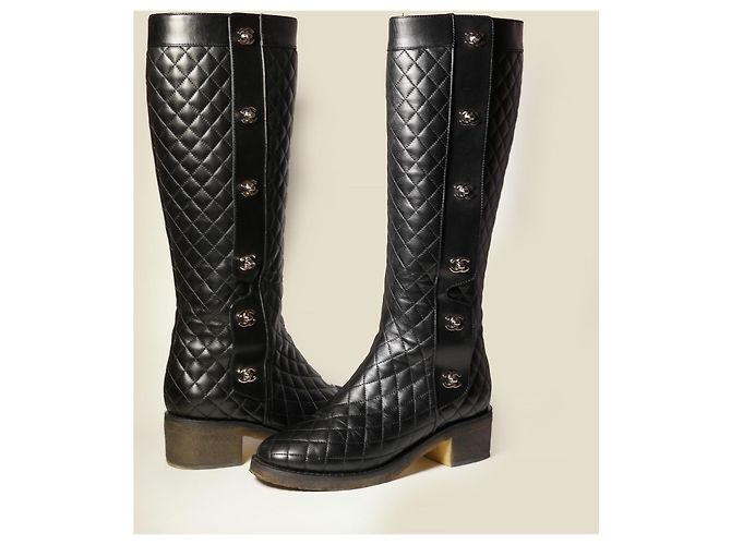 Increíbles Botas Turnlock de Chanel CC con múltiples hebillas Negro - vista 2