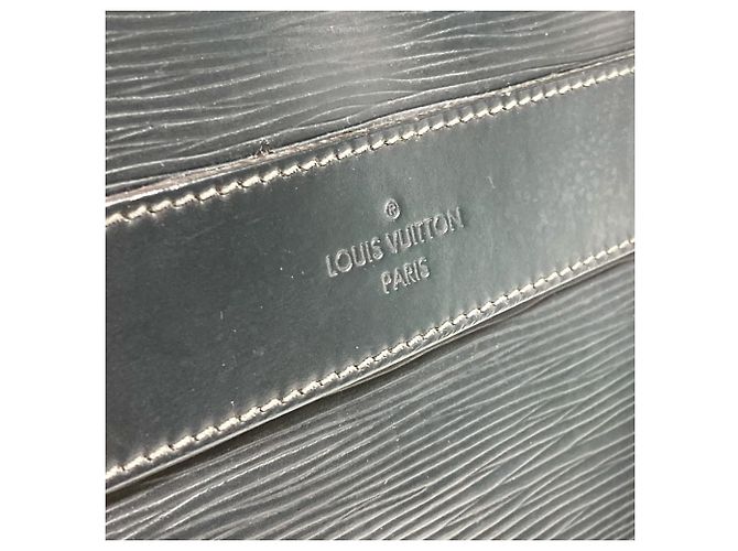 Bolso de documento de cuero Epi Louis Vuitton Azul Azul marino - vista 11