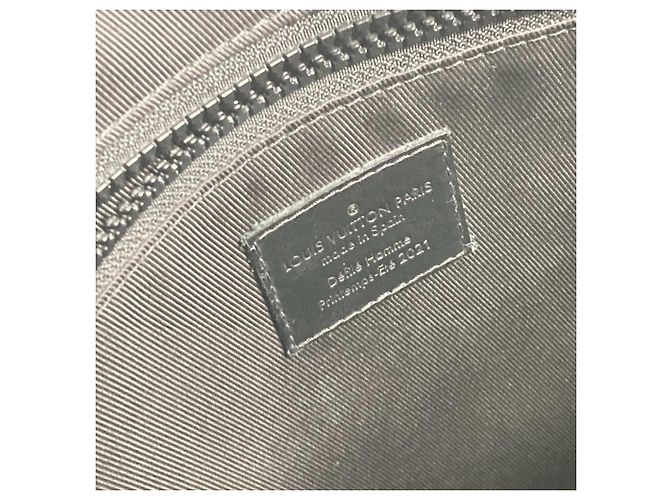 Borsa Sac Plat 2-Way LV Friends Monogramma Louis Vuitton Marrone - vista 15