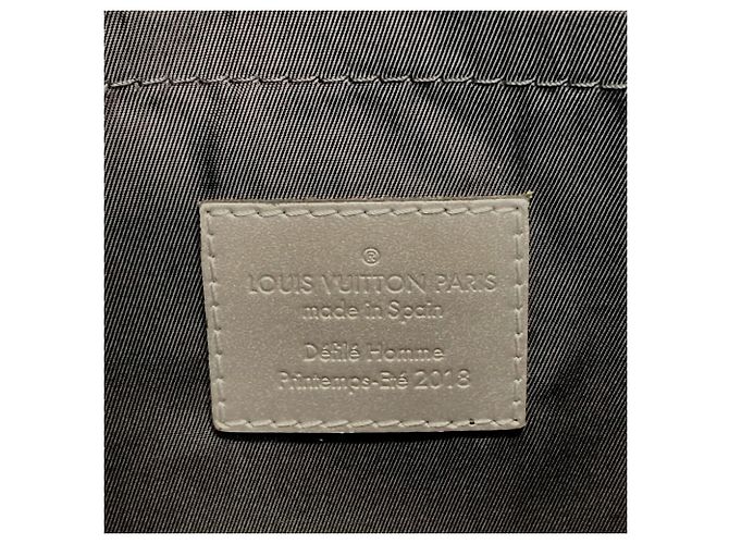 Borsa a Spalla Louis Vuitton Monogram Reflect PM Argento - vista 11