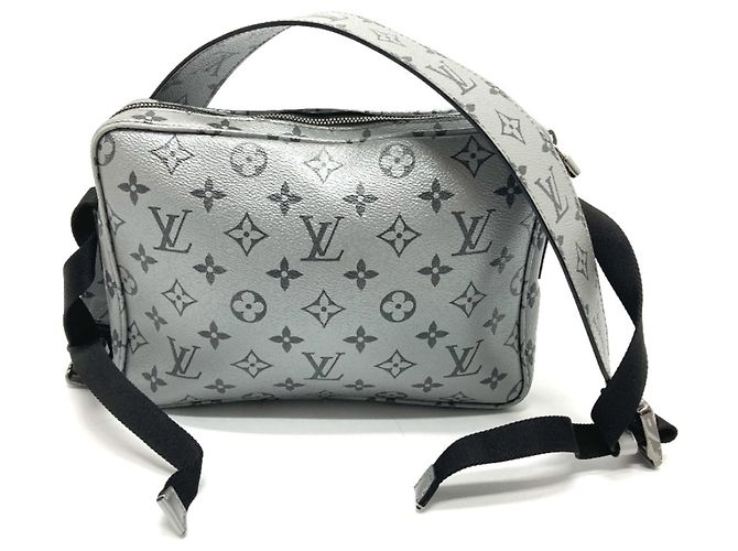 Borsa a Spalla Louis Vuitton Monogram Reflect PM Argento - vista 2