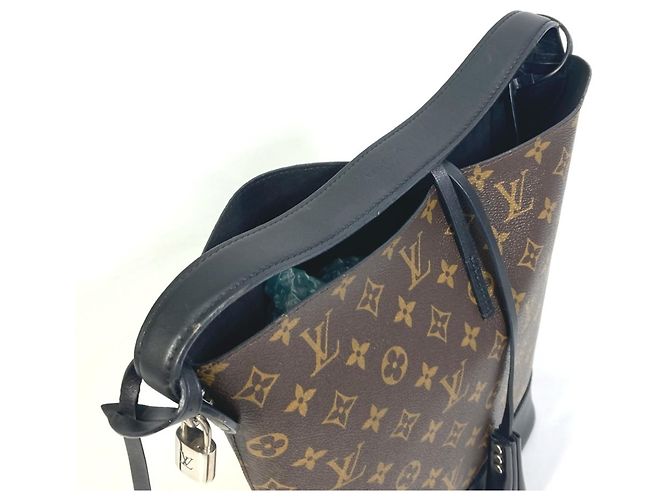 Borsa a spalla a forma di secchio Louis Vuitton Monogram Idor NN14GM Marrone Nero Monogramma - vista 4