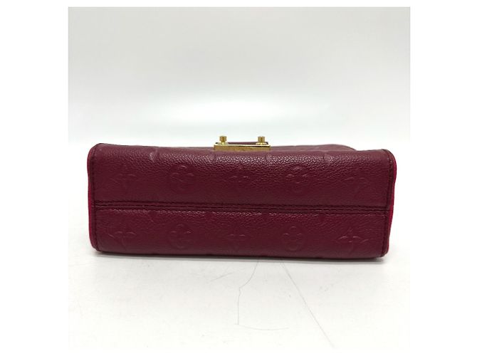 Bolso de cadena Saint-Sulpice PM en Monogram Empreinte Louis Vuitton Roja - vista 6