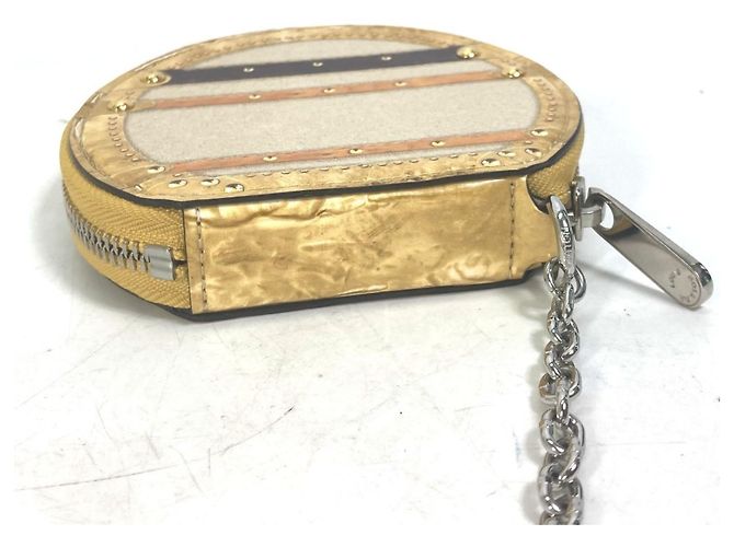 Louis Vuitton Micro Boite Chapeau Wallet with Chain Beige - view 3