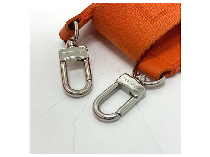 Borsa a Spalla 2 in 1 Louis Vuitton M81004 LV Aerogram Keepall XS Arancione - vista 12