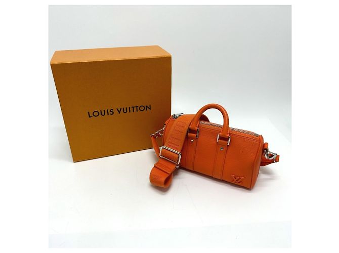 Borsa a Spalla 2 in 1 Louis Vuitton M81004 LV Aerogram Keepall XS Arancione - vista 14
