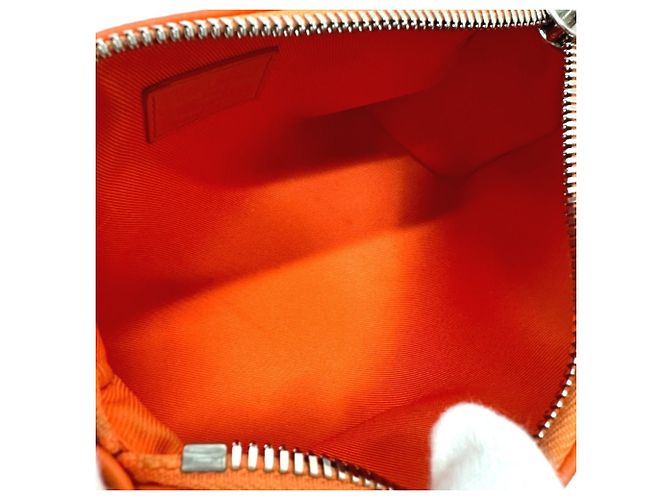 Borsa a Spalla 2 in 1 Louis Vuitton M81004 LV Aerogram Keepall XS Arancione - vista 9