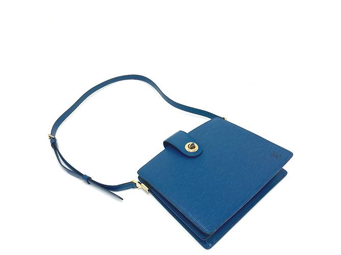 Borsa a spalla Capuchin One-Shoulder in Epi di Louis Vuitton Blu - vista 3