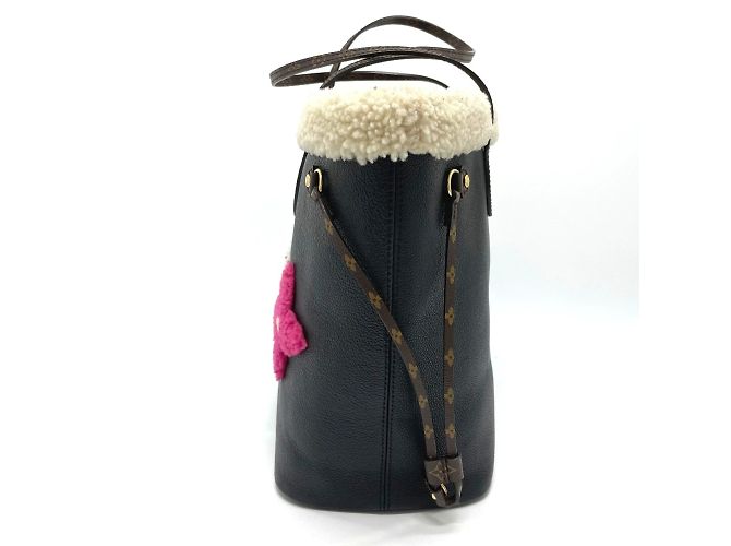 Borsa a Spalla Neverfull MM Monogram Flower di Louis Vuitton Nero Monogramma - vista 4