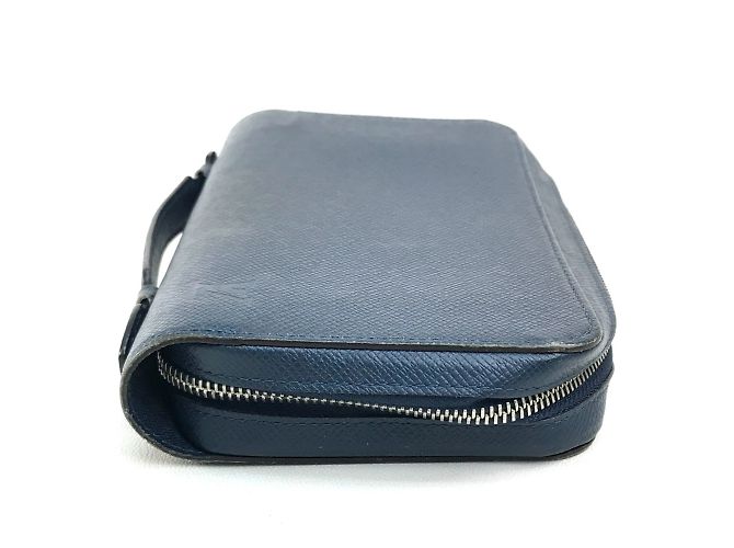 Borsa Clutch Zippy XL in Taiga Louis Vuitton Blu - vista 3