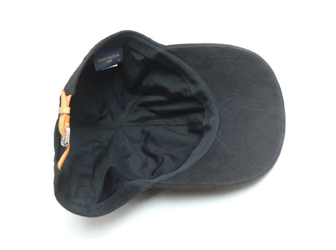 Louis Vuitton Monogram Essential Cap Black - view 6