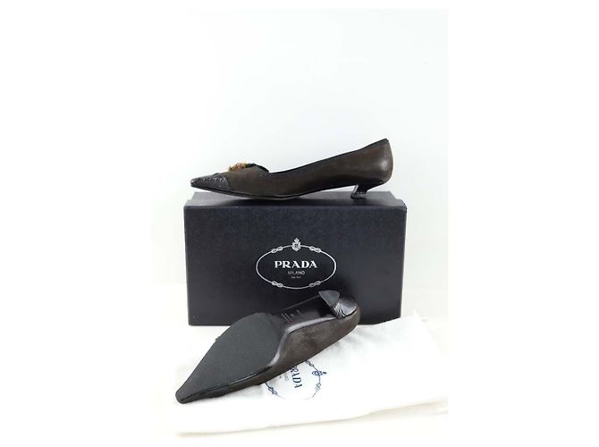 Prada Bailarinas de ante caqui - vista 6