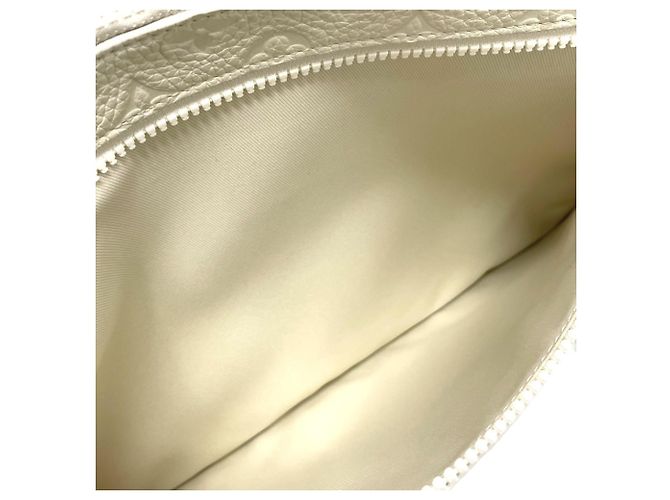 Pochette A4 in pelle Taurillon Monogram Louis Vuitton Bianco - vista 8