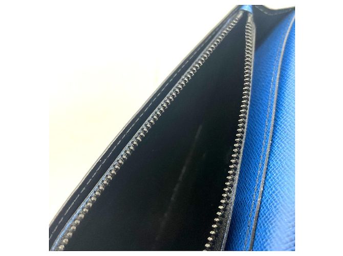 Cartera Bifold Long Brazza NM de Cuero Epi Louis Vuitton Roja Azul Verde - vista 11