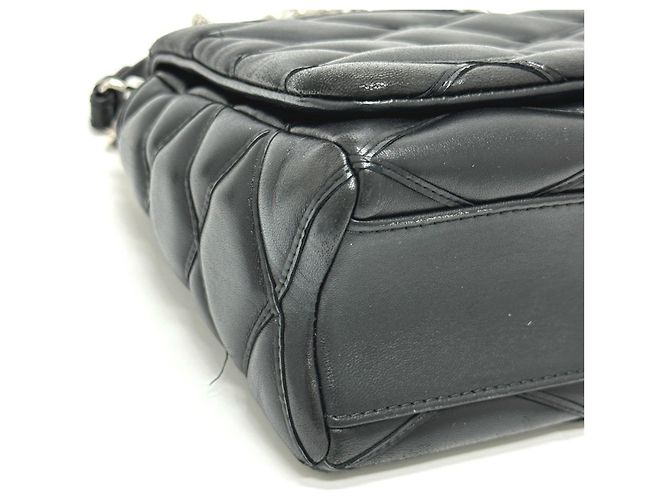 Borsa a catena 2 in 1 in pelle trapuntata Louis Vuitton Nero - vista 7