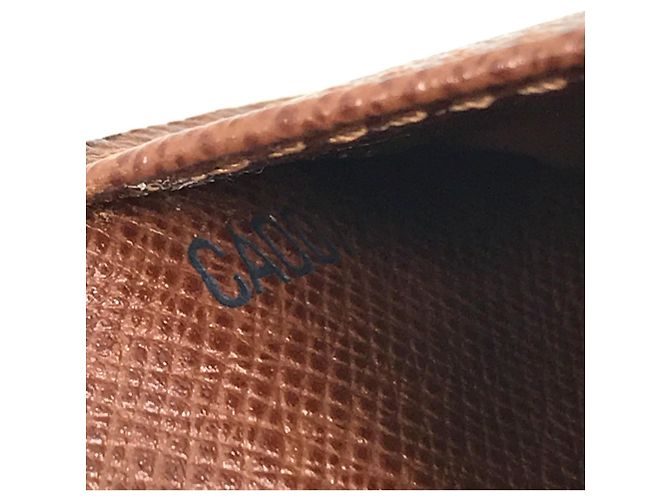Portafoglio corto Marco Monogramma Louis Vuitton Marrone - vista 15
