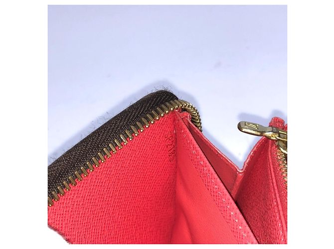Louis Vuitton Monogram Zippy Wallet - view 13