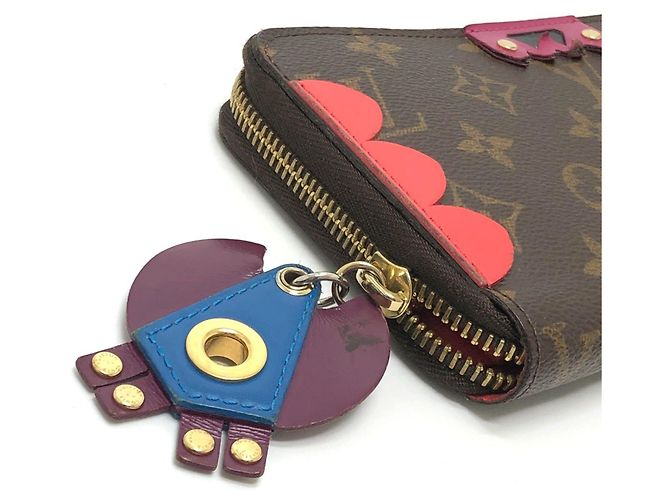 Louis Vuitton Monogram Zippy Wallet - view 2