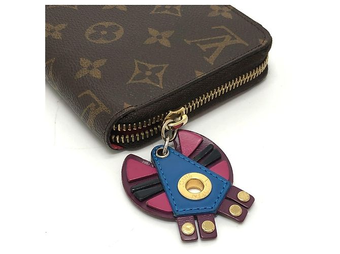 Louis Vuitton Monogram Zippy Wallet - view 5