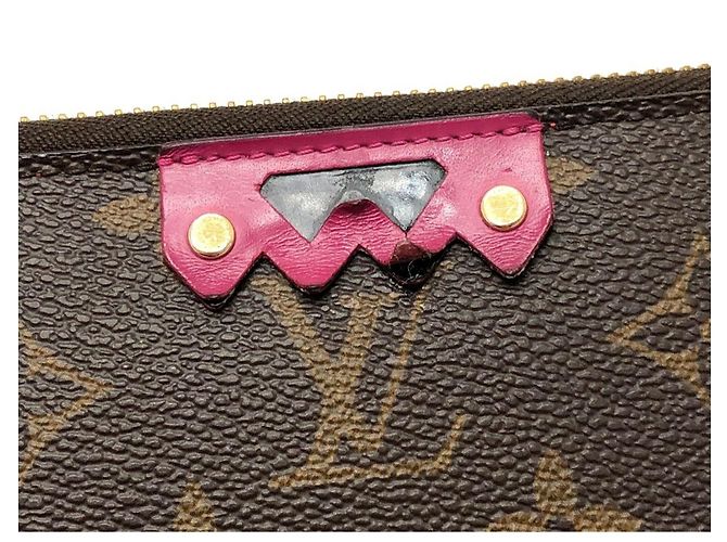 Louis Vuitton Monogram Zippy Wallet - view 8