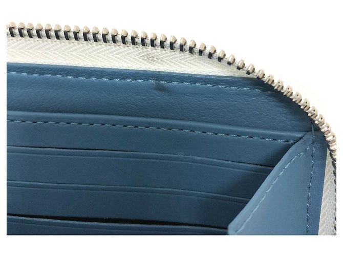 Cartera Zippy Monogram Mahina Louis Vuitton Blanco - vista 16