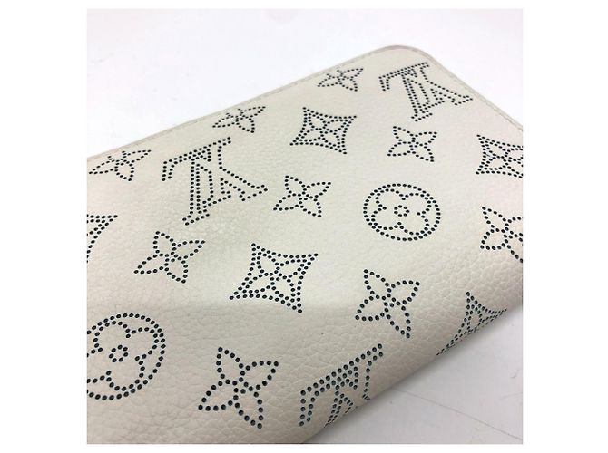 Cartera Zippy Monogram Mahina Louis Vuitton Blanco - vista 7