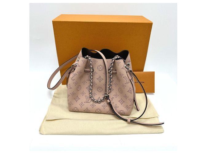 Sac à épaule 2-en-1 Mahina Bella de Louis Vuitton Rose - vue 13