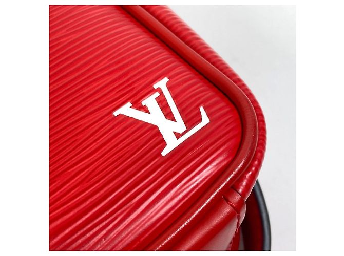 Borsa a Spalla Danube PM Epi Louis Vuitton Rosso - vista 10