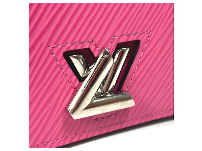 Louis Vuitton Epi Leather Card Case Pink - view 8
