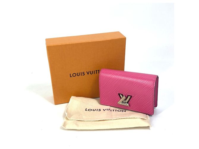 Louis Vuitton Epi Leather Card Case Pink - view 9