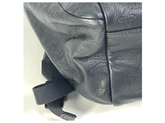 Zaino Discovery Monogram Shadow Louis Vuitton Nero - vista 11
