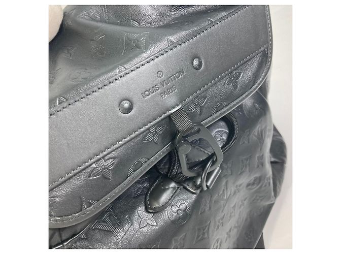 Zaino Discovery Monogram Shadow Louis Vuitton Nero - vista 6