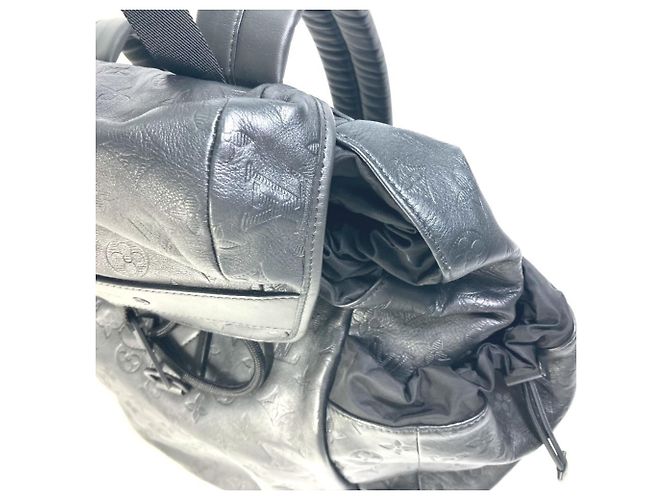 Zaino Discovery Monogram Shadow Louis Vuitton Nero - vista 8