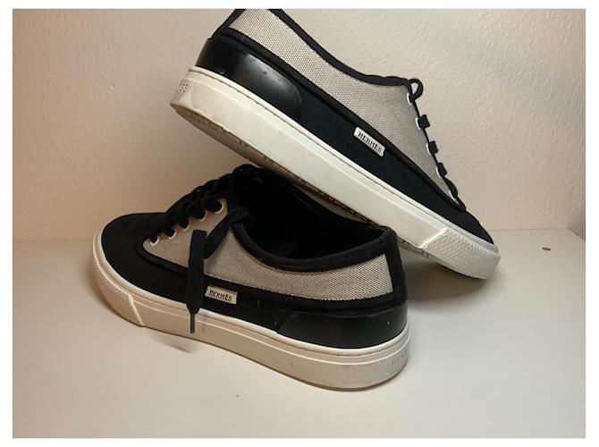 Sneakers Hermès in cotone nero e beige - vista 2