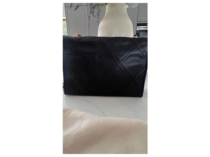 Borsa fotocamera Chanel nera in pelle d'agnello Nero - vista 3