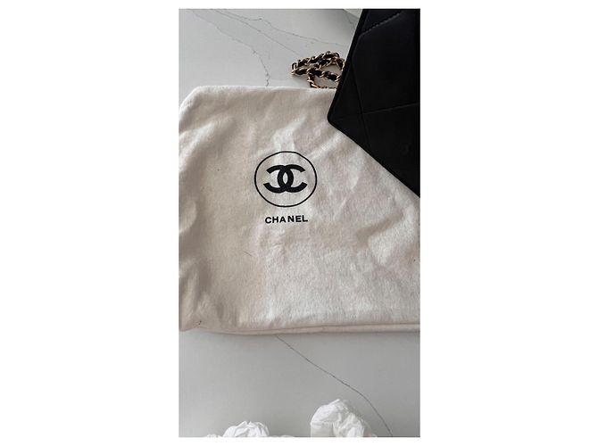Borsa fotocamera Chanel nera in pelle d'agnello Nero - vista 9