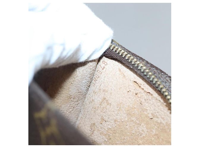 LOUIS VUITTON Monogram Bucket PM Accessory Pouch LV Auth 136375 - view 12