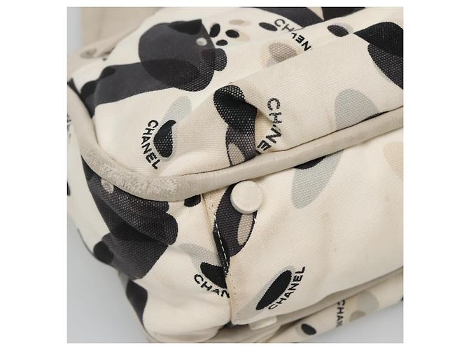 CHANEL Borsa Tote Canvas Bianca Argento CC Auth 134829 Bianco - vista 11